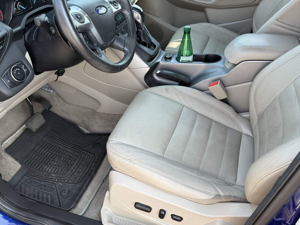 2014 Ford Escape SE photo 19