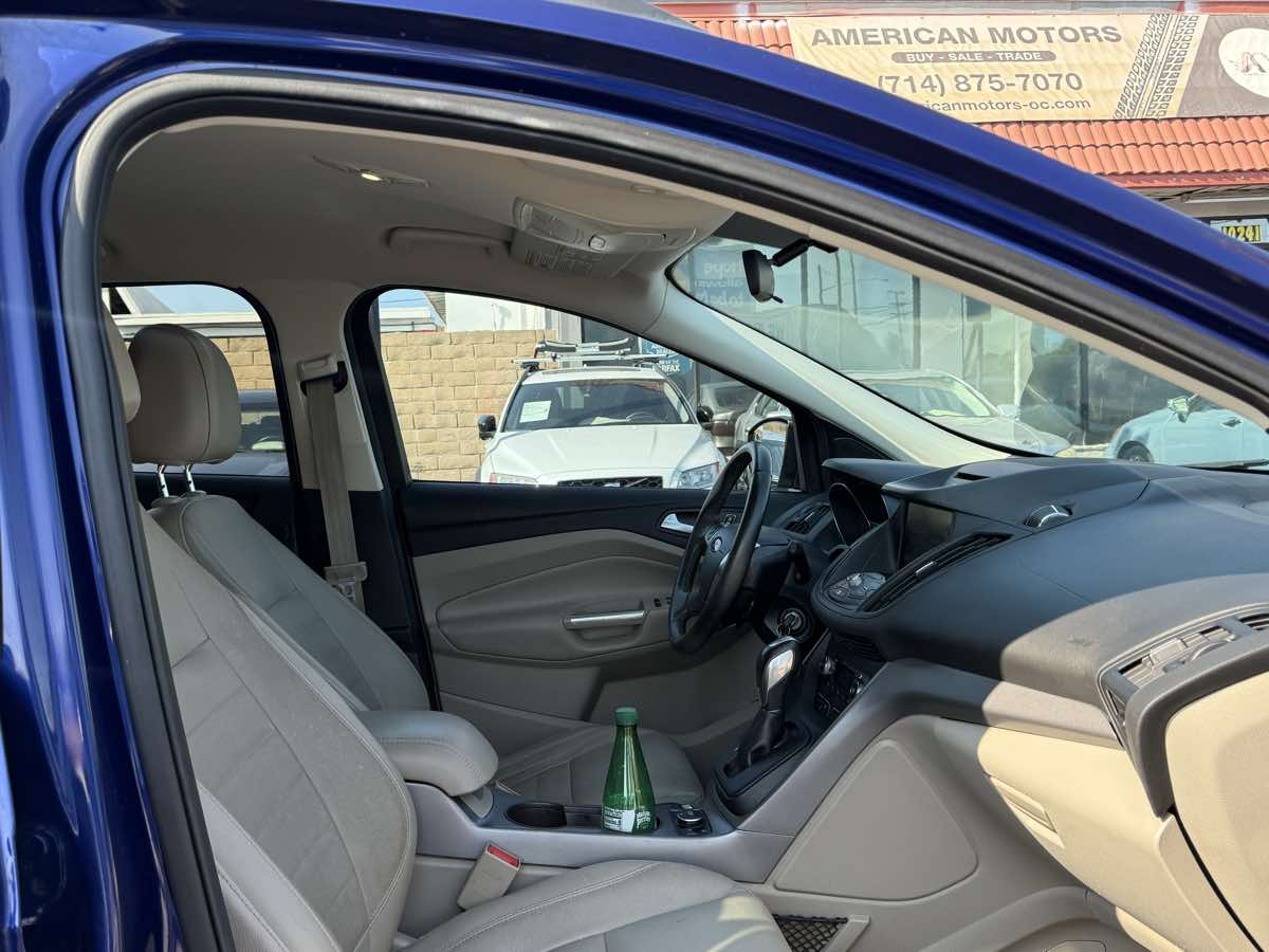 2014 Ford Escape SE photo 32