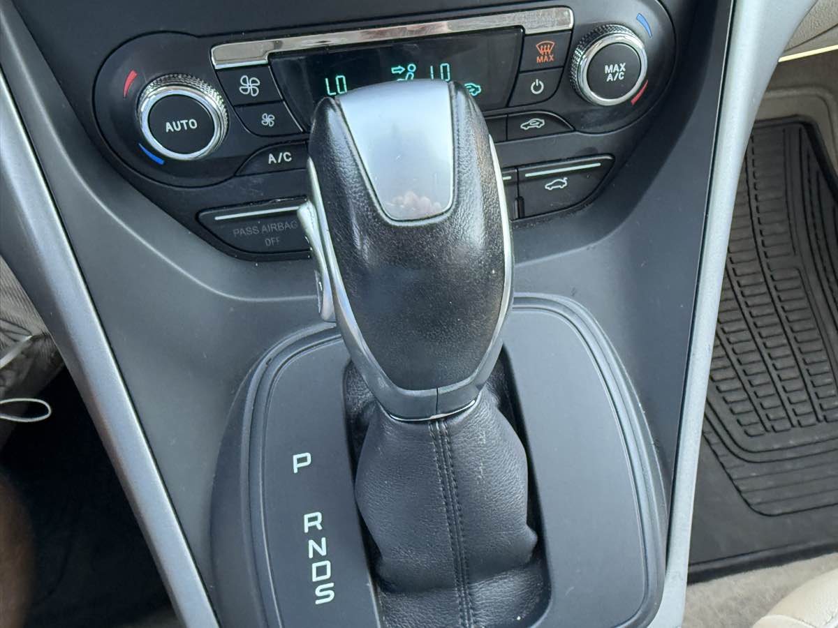 2014 Ford Escape SE photo 38