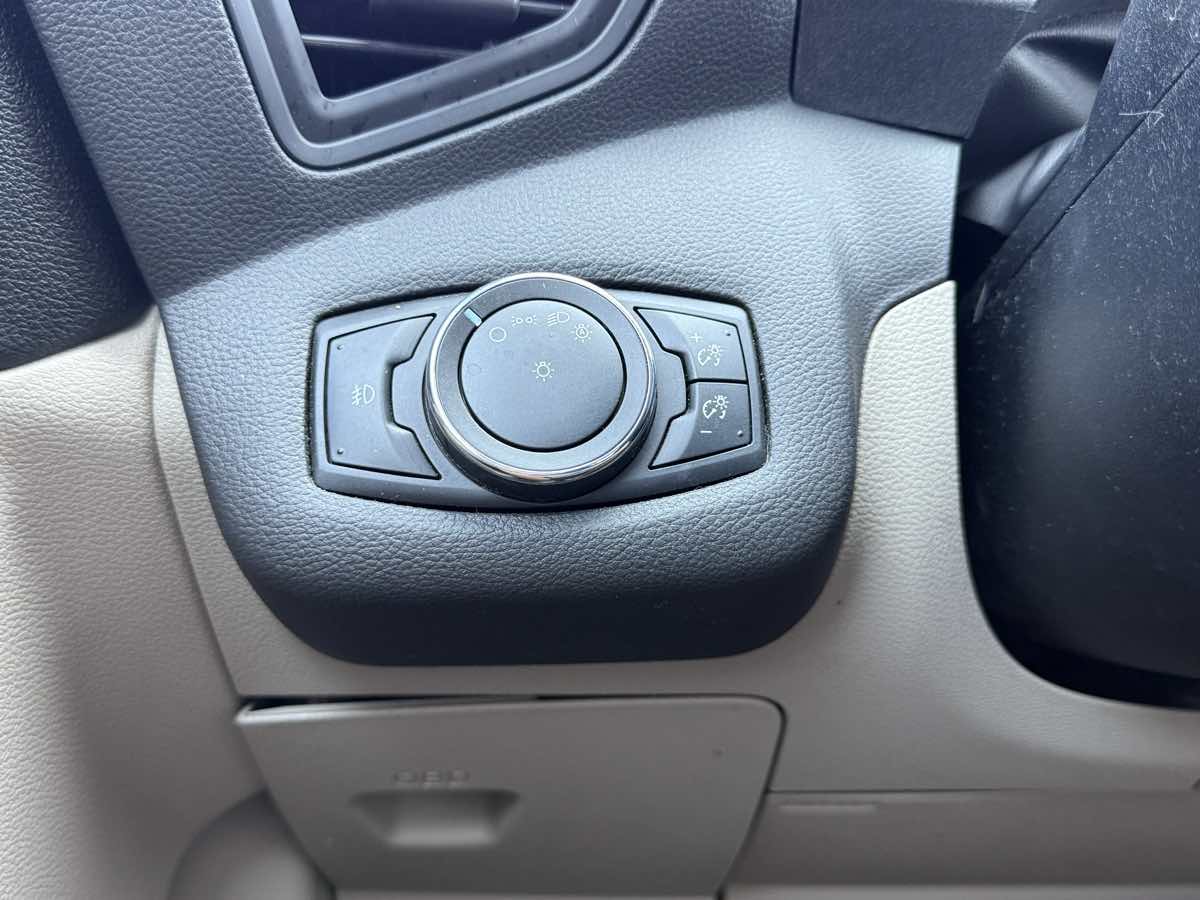 2014 Ford Escape SE photo 42