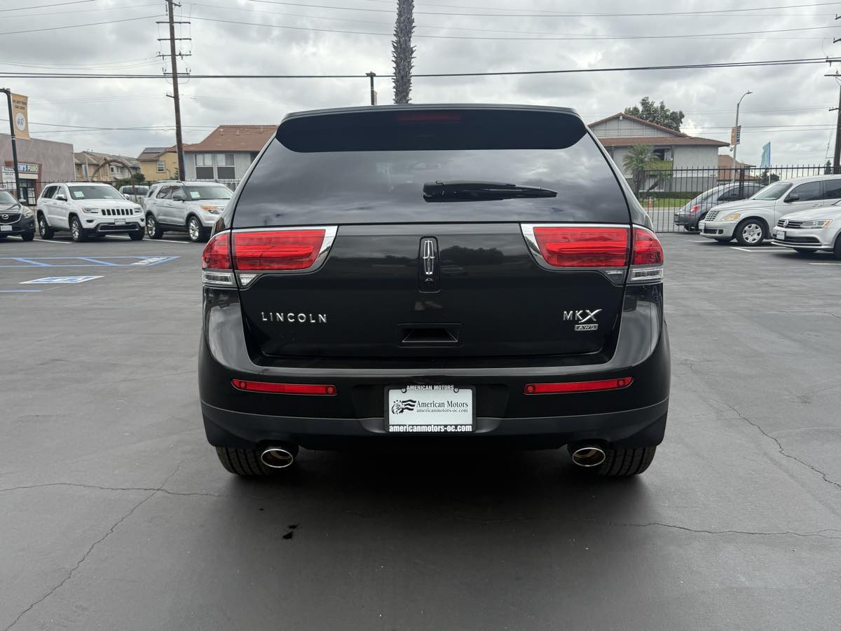 2013 Lincoln MKX photo 3