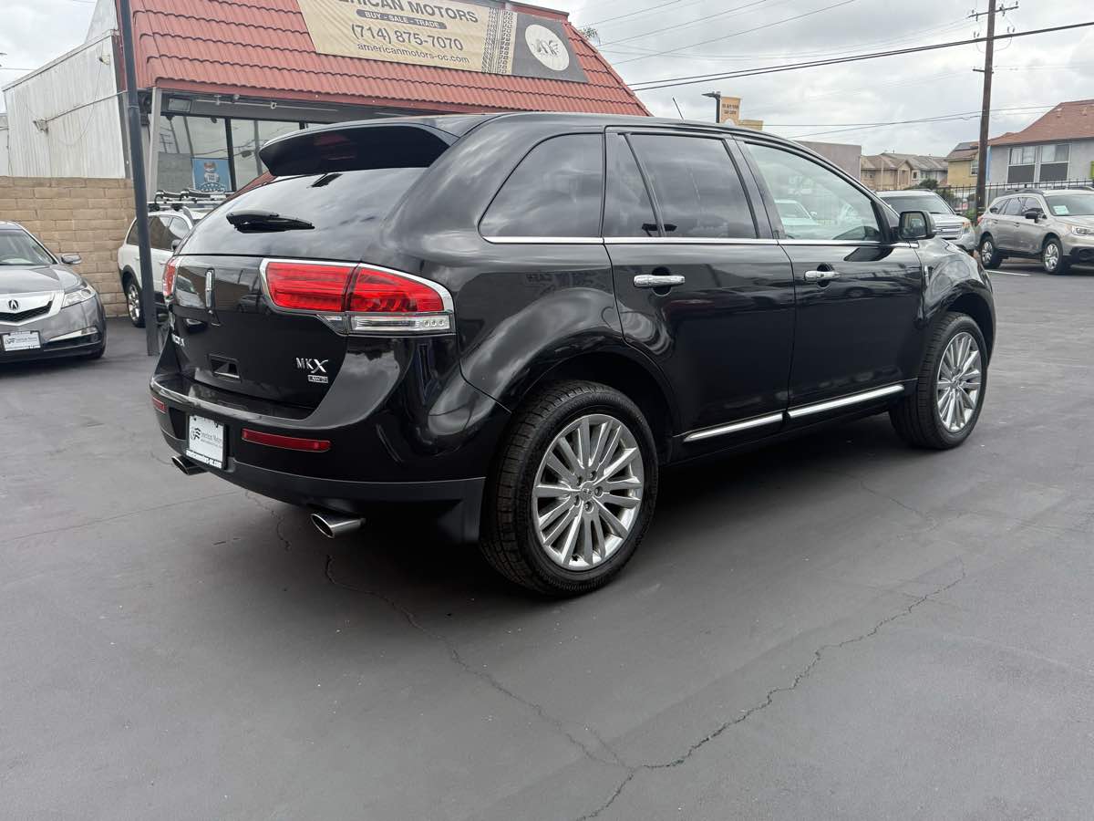 2013 Lincoln MKX photo 6