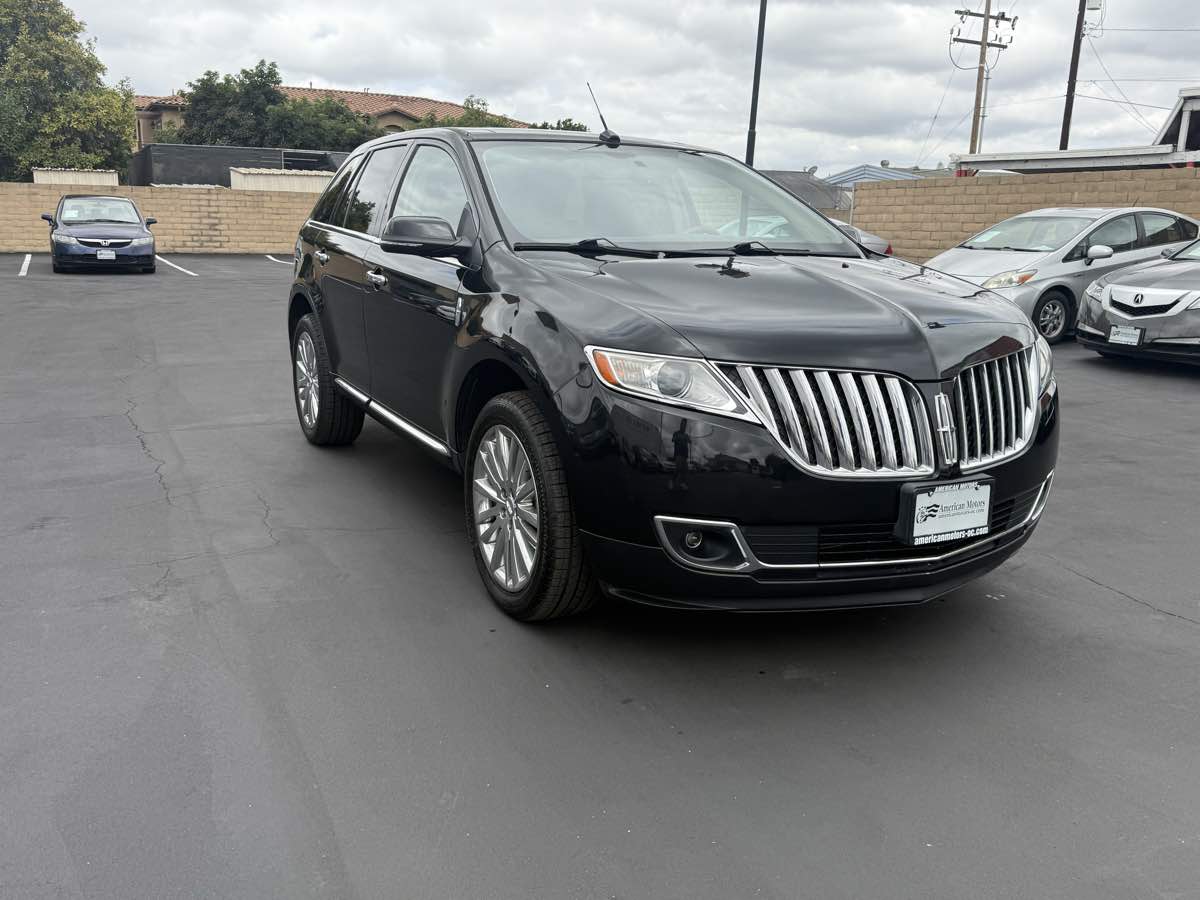 2013 Lincoln MKX photo 12