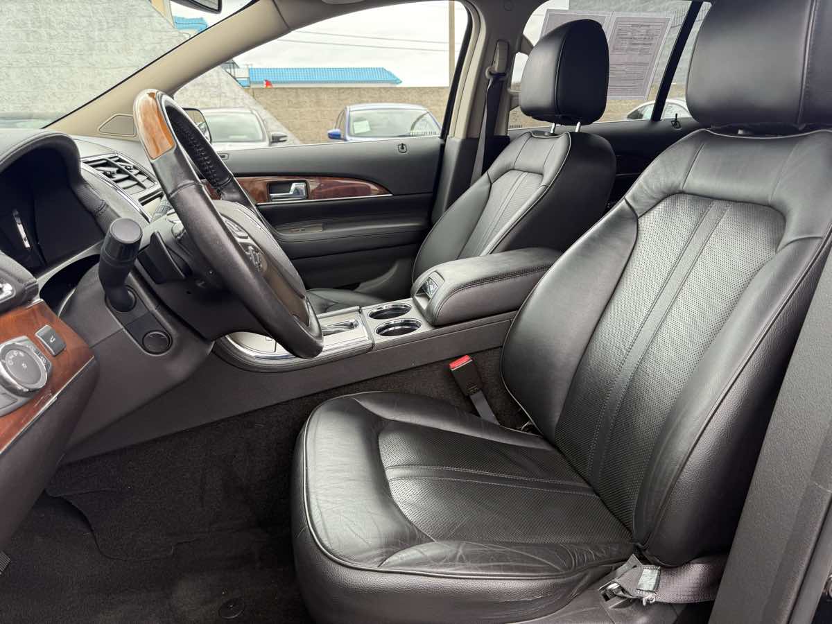 2013 Lincoln MKX photo 26