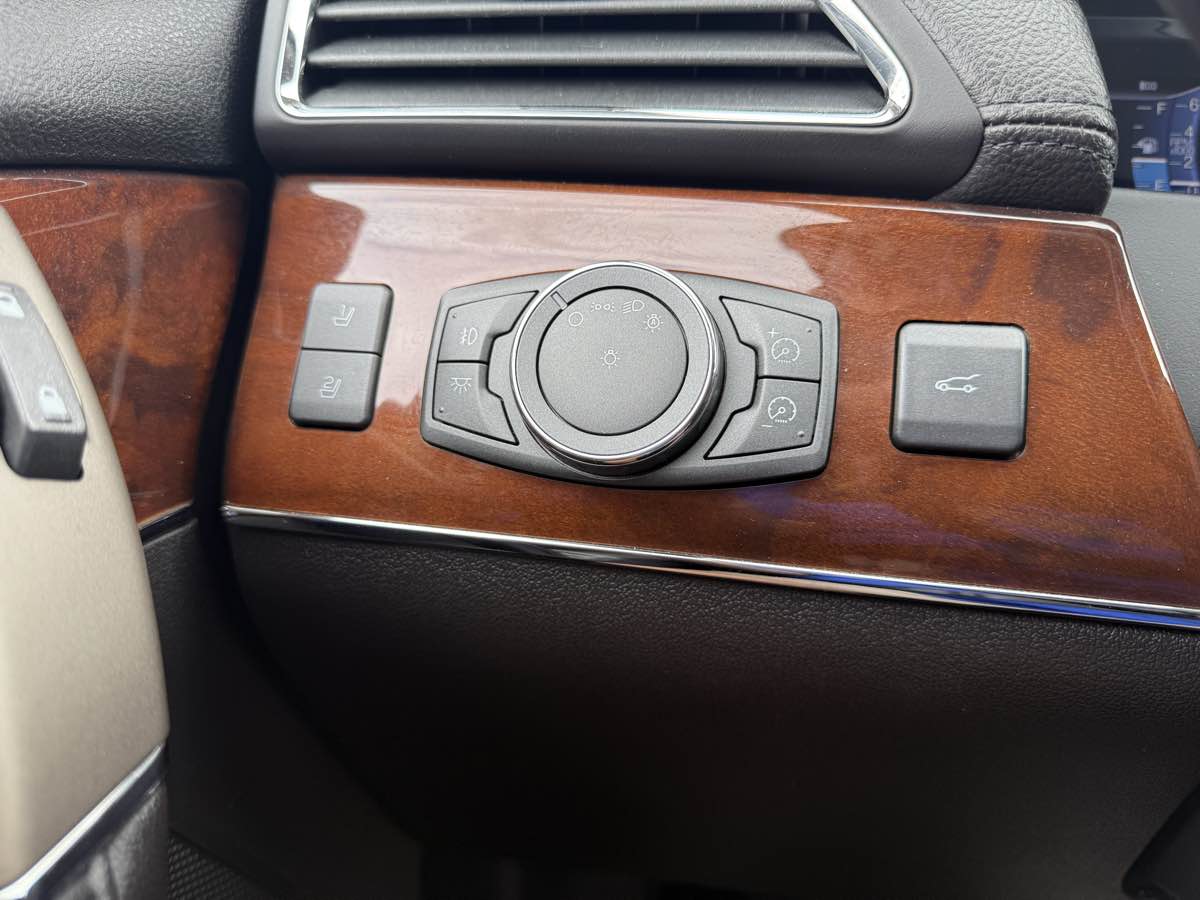 2013 Lincoln MKX photo 31