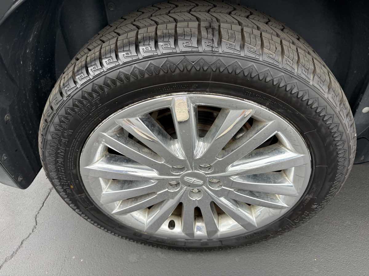2013 Lincoln MKX photo 42