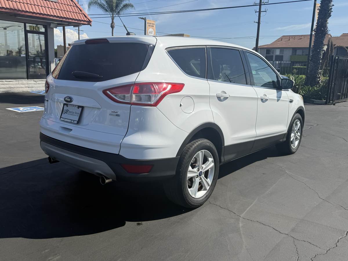2013 Ford Escape SE photo 4
