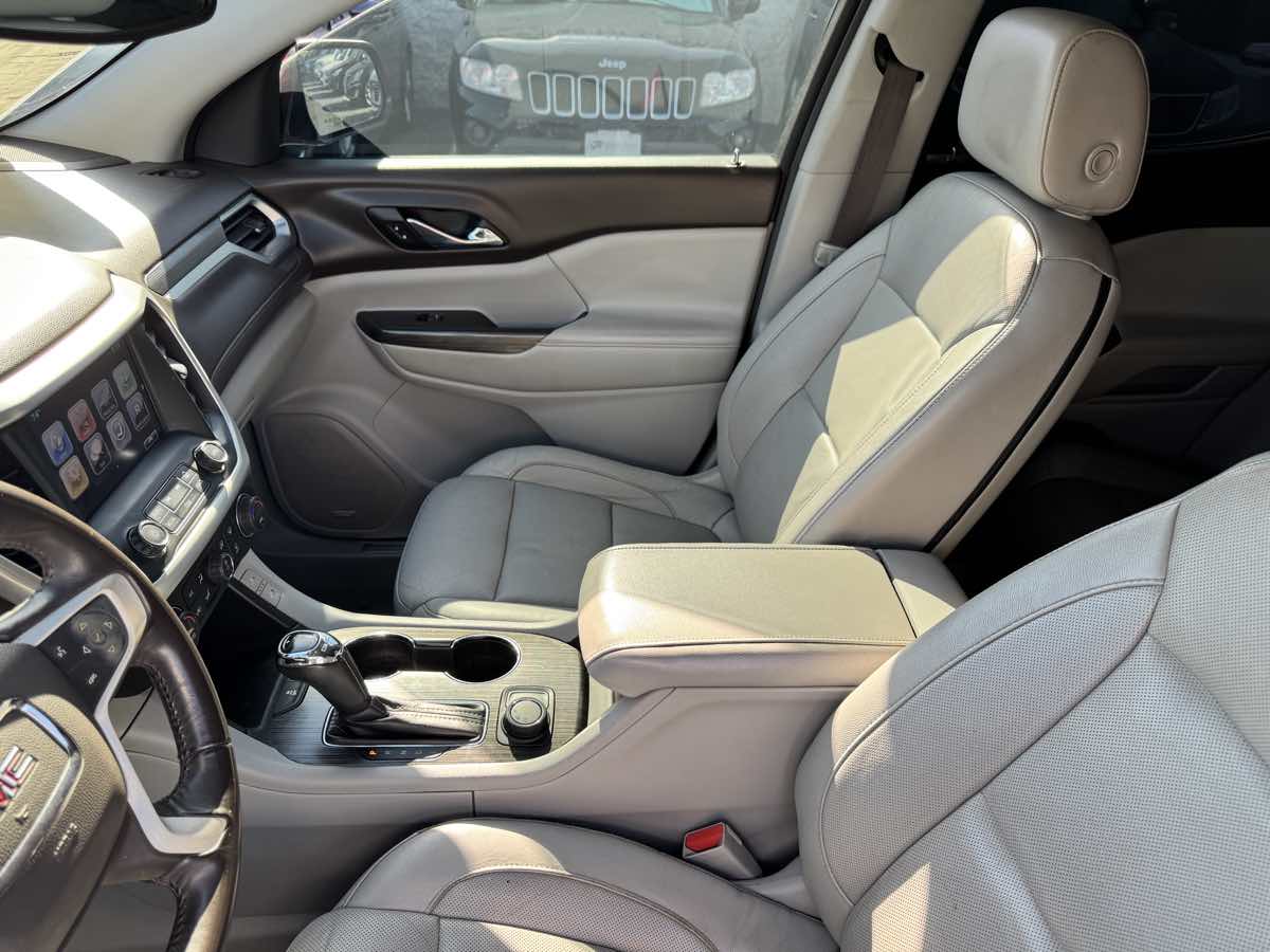 2018 GMC Acadia SLT-1 - Photo 34