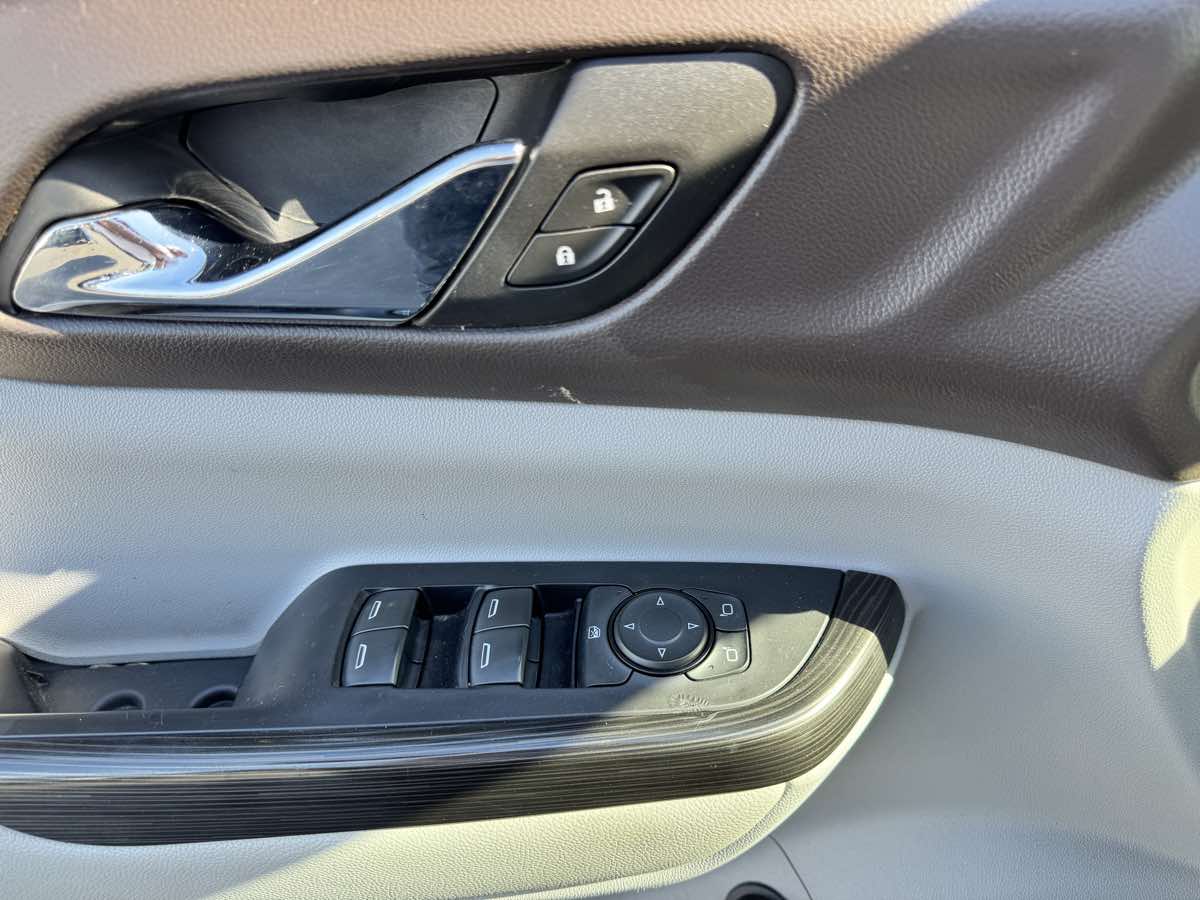 2018 GMC Acadia SLT-1 - Photo 38