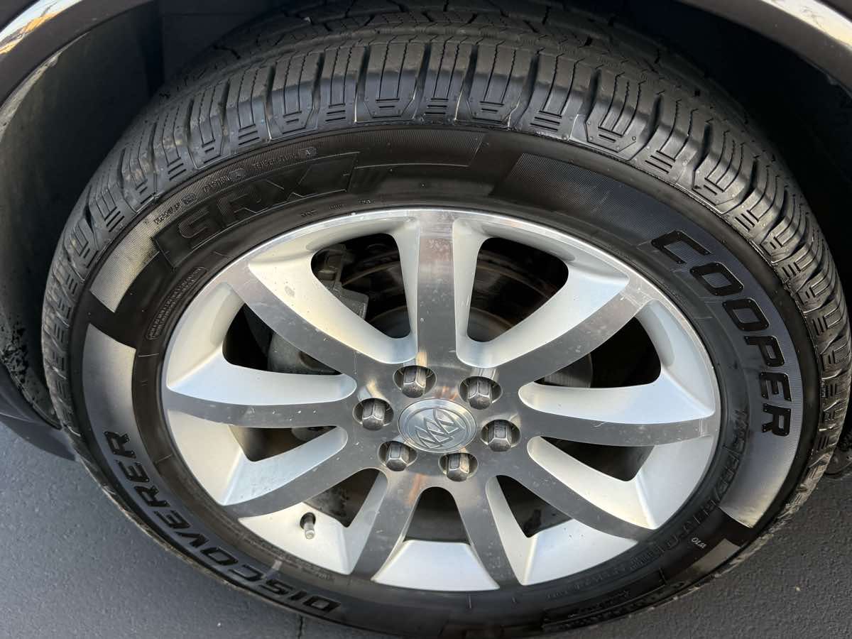 2014 Buick Enclave Premium photo 16