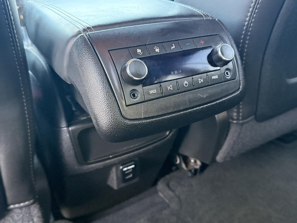2014 Buick Enclave Premium photo 32