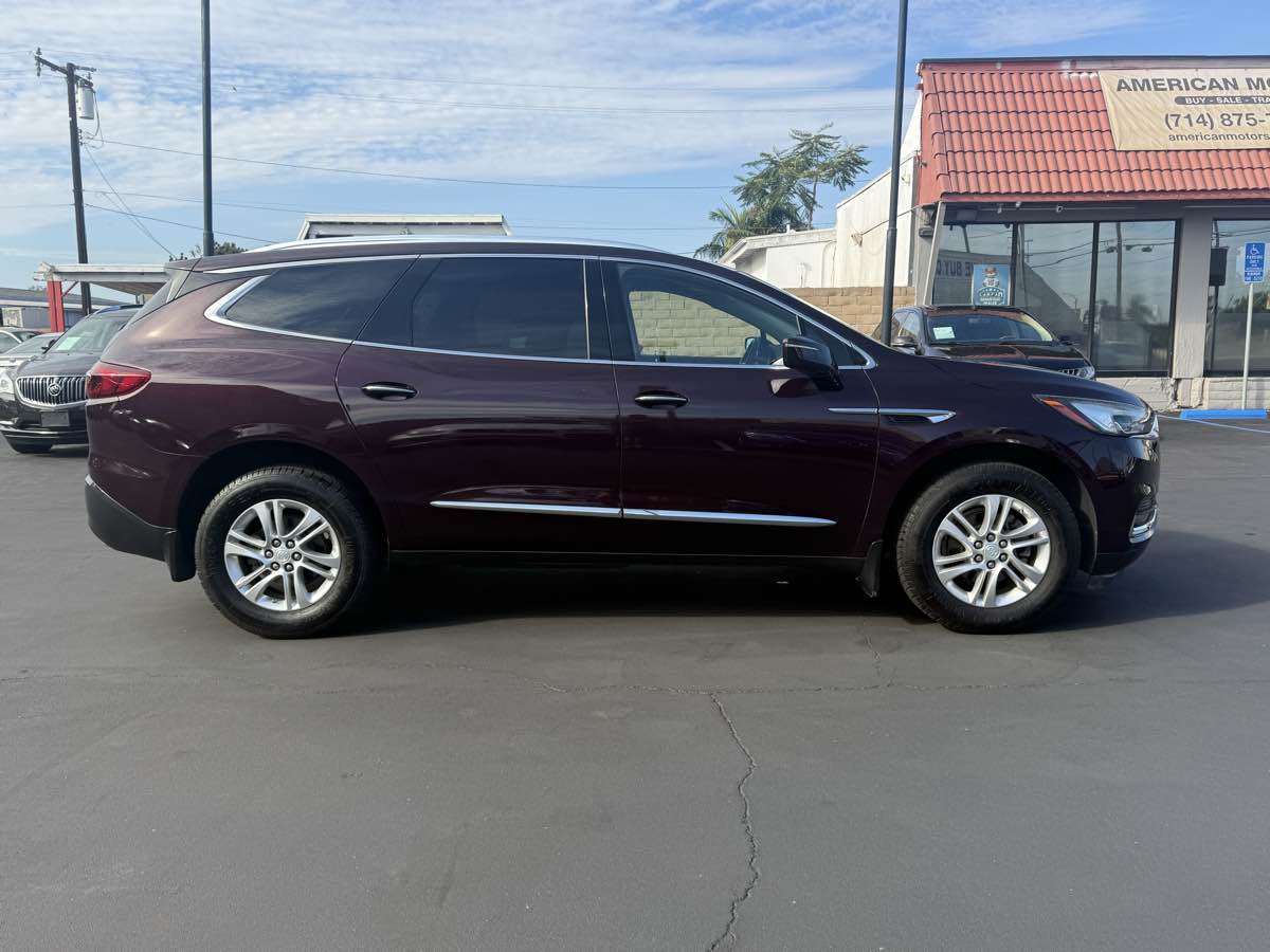 2018 Buick Enclave Essence photo 6
