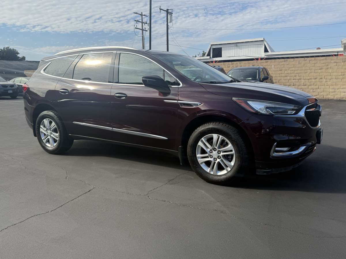 2018 Buick Enclave Essence photo 7