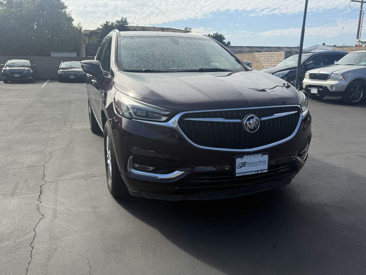 2018 Buick Enclave Essence photo 9