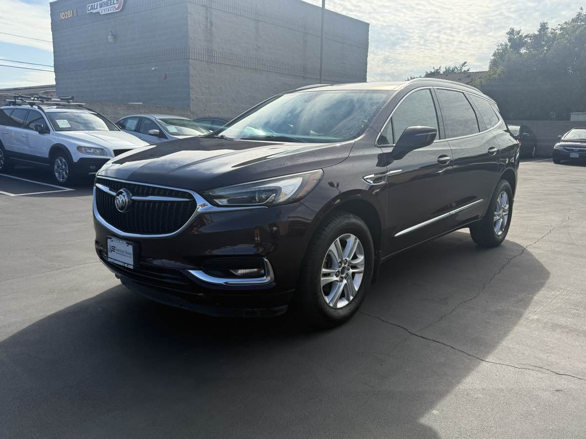 2018 Buick Enclave Essence photo 12