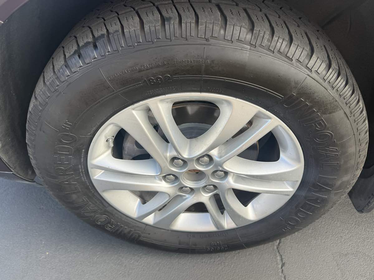 2018 Buick Enclave Essence photo 16