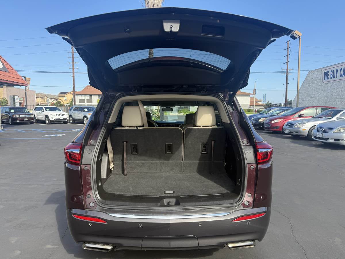 2018 Buick Enclave Essence photo 19