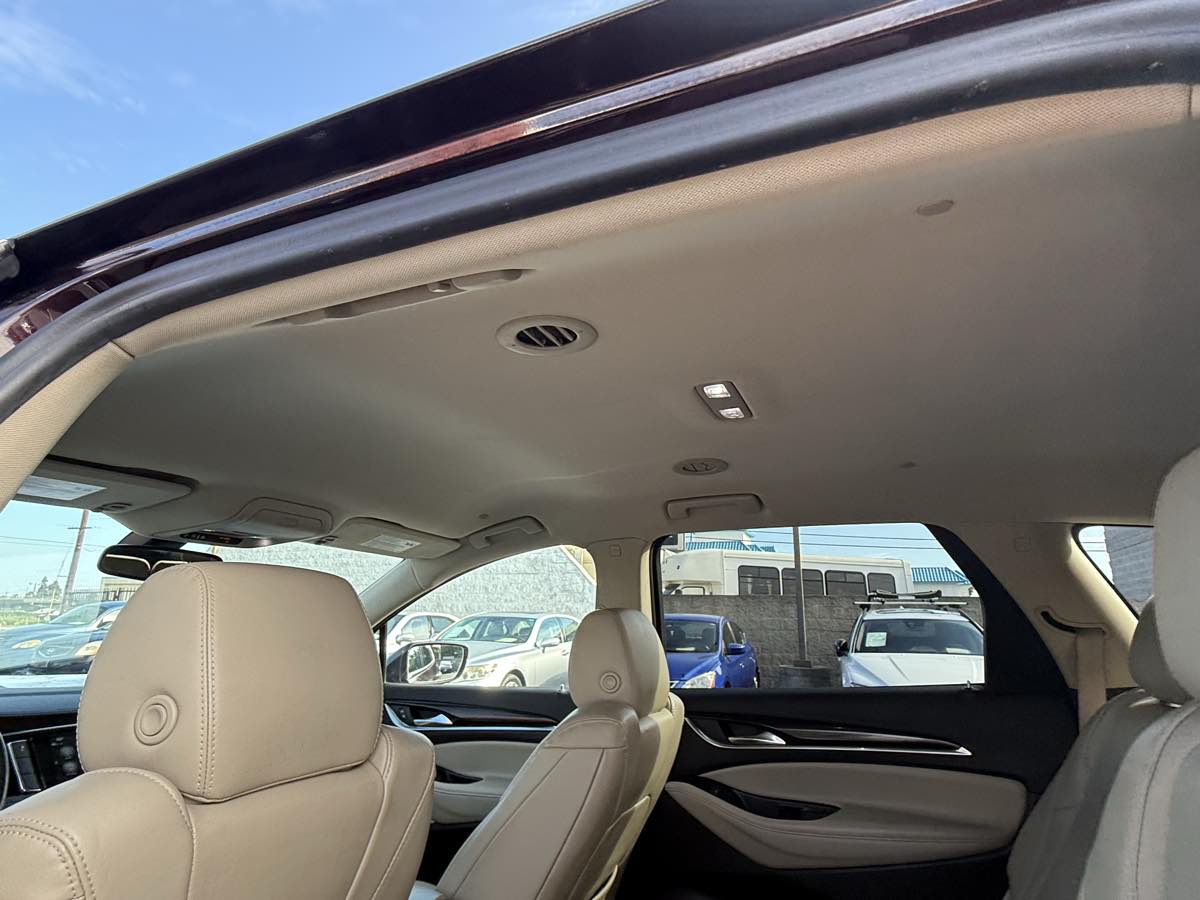 2018 Buick Enclave Essence photo 26