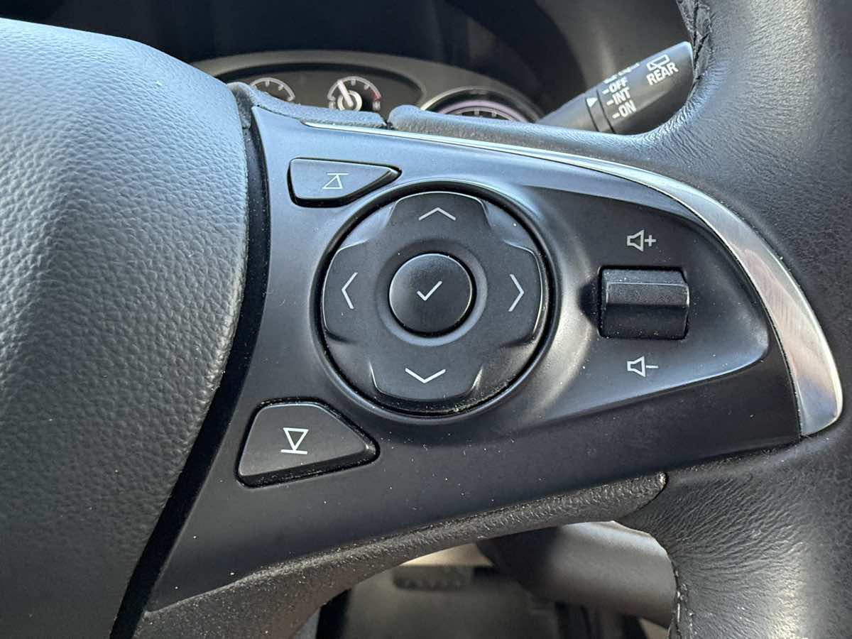 2018 Buick Enclave Essence photo 35
