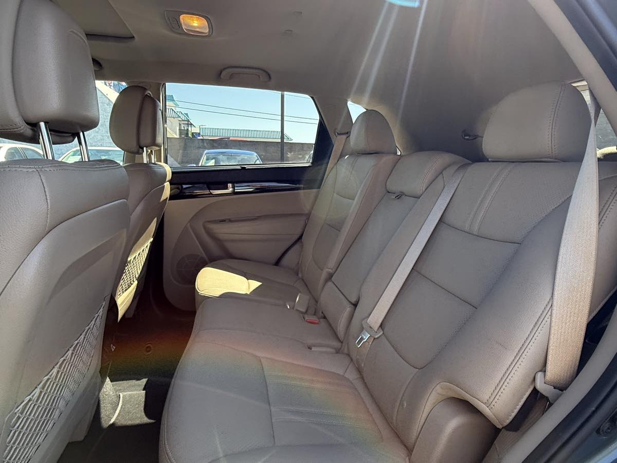 2015 Kia Sorento EX photo 15