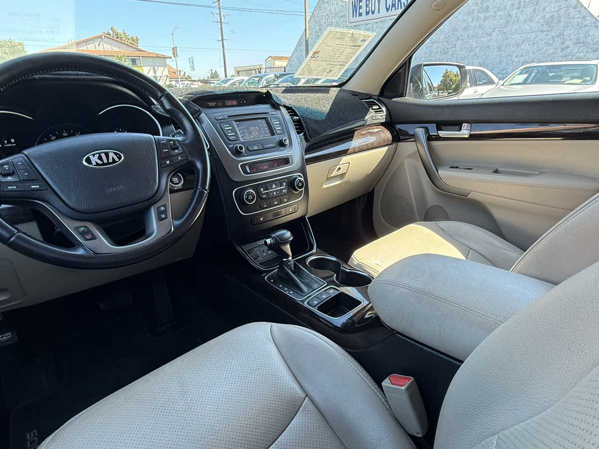 2015 Kia Sorento EX photo 18