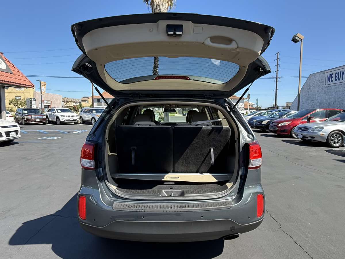 2015 Kia Sorento EX photo 19