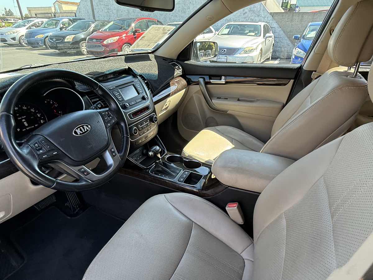 2015 Kia Sorento EX photo 31