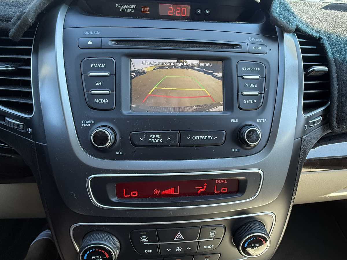 2015 Kia Sorento EX photo 40