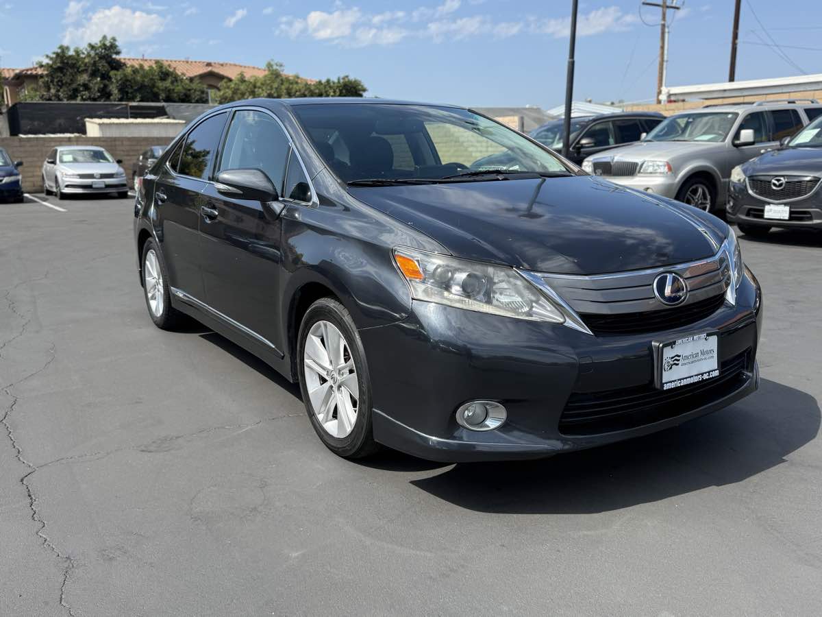 2010 Lexus HS 250h photo 3