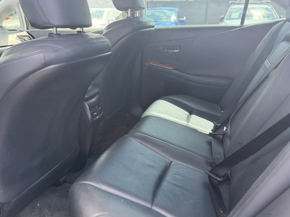 2010 Lexus HS 250h photo 8