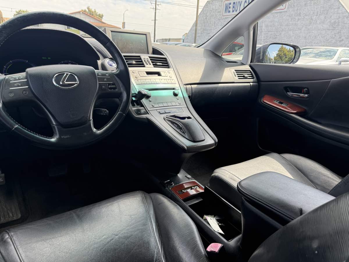 2010 Lexus HS 250h photo 10