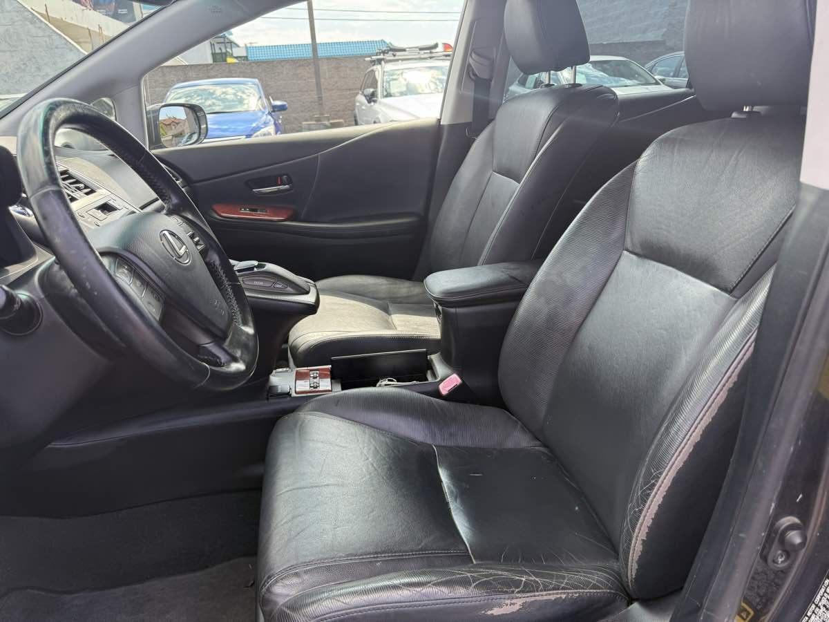 2010 Lexus HS 250h photo 13