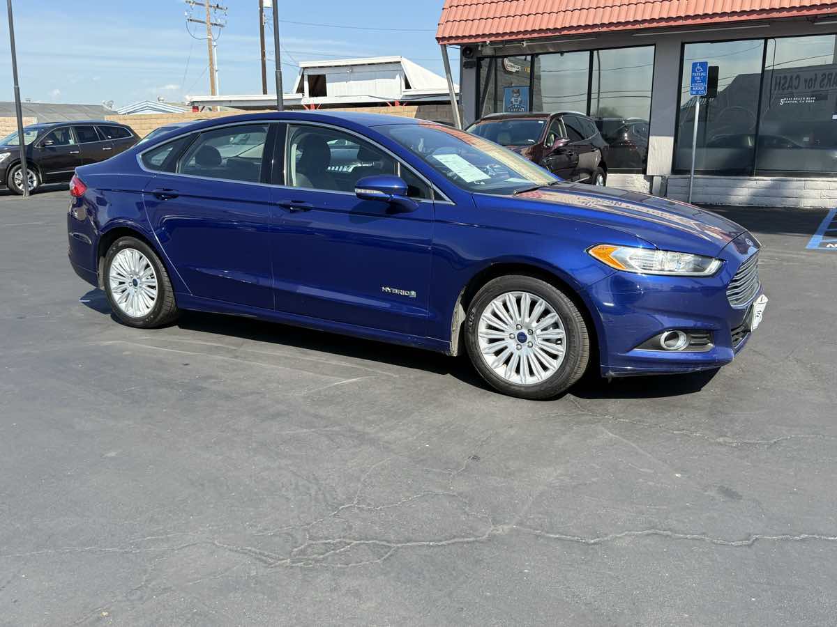 2016 Ford Fusion SE Hybrid photo 7