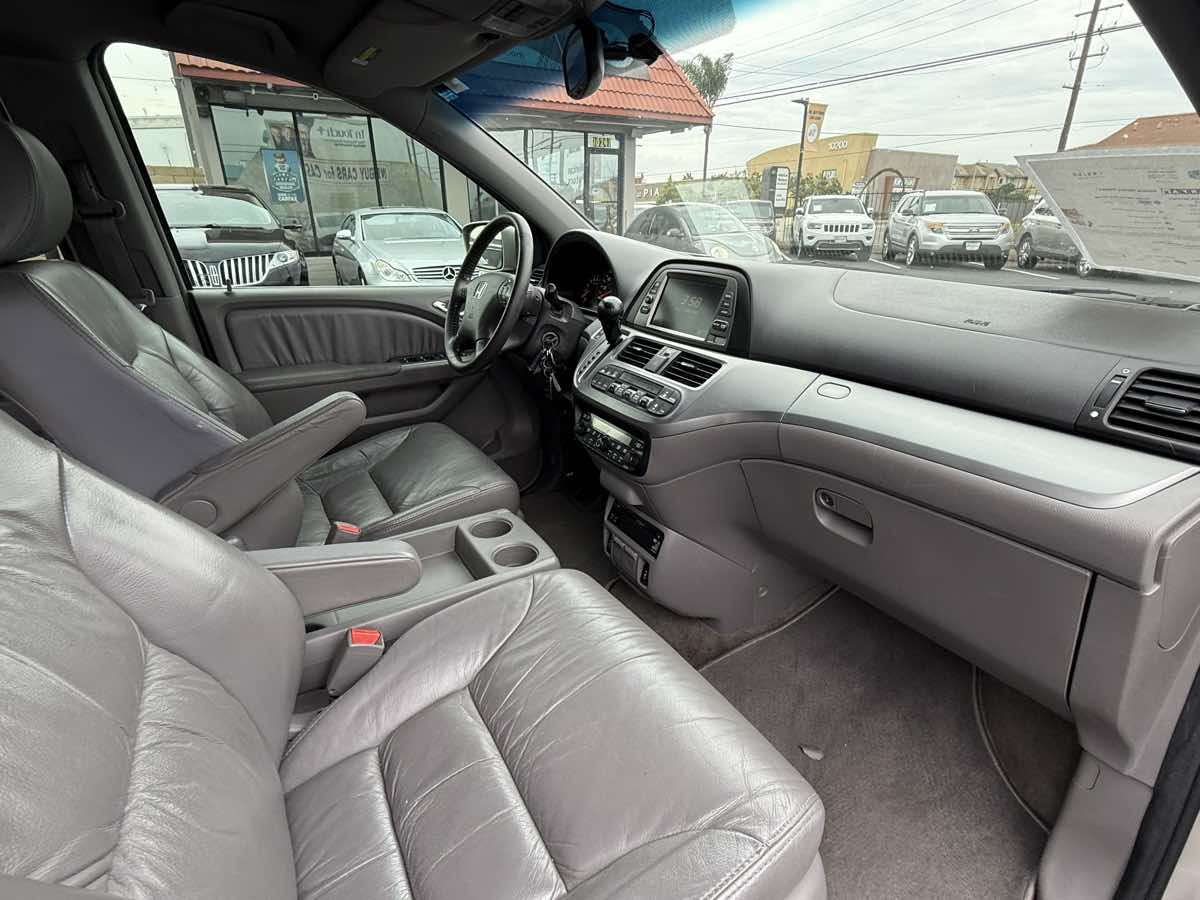 2008 Honda Odyssey EX-L photo 26
