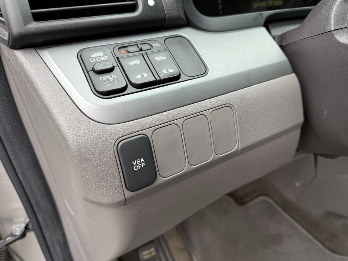 2008 Honda Odyssey EX-L photo 33