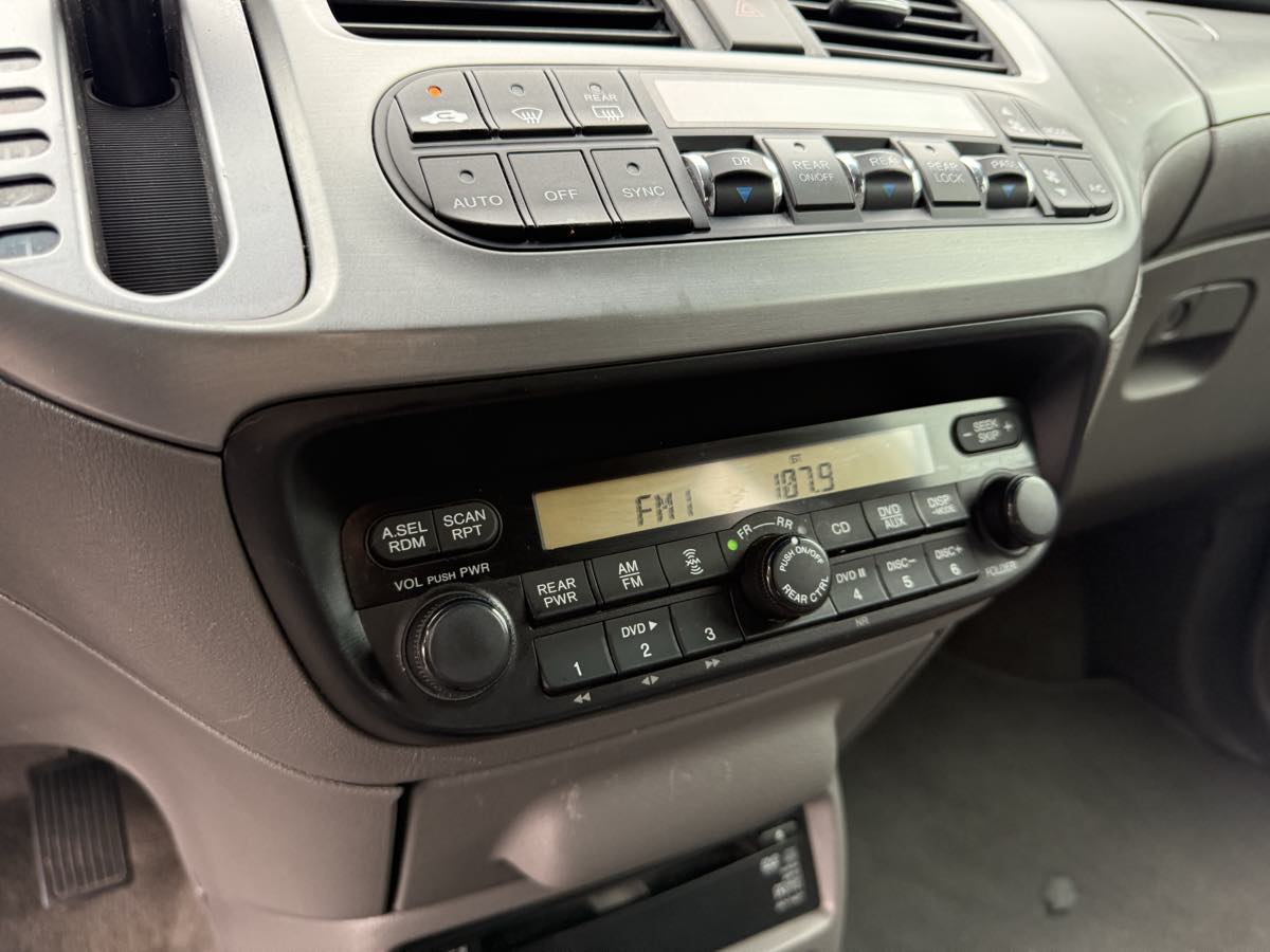 2008 Honda Odyssey EX-L photo 36