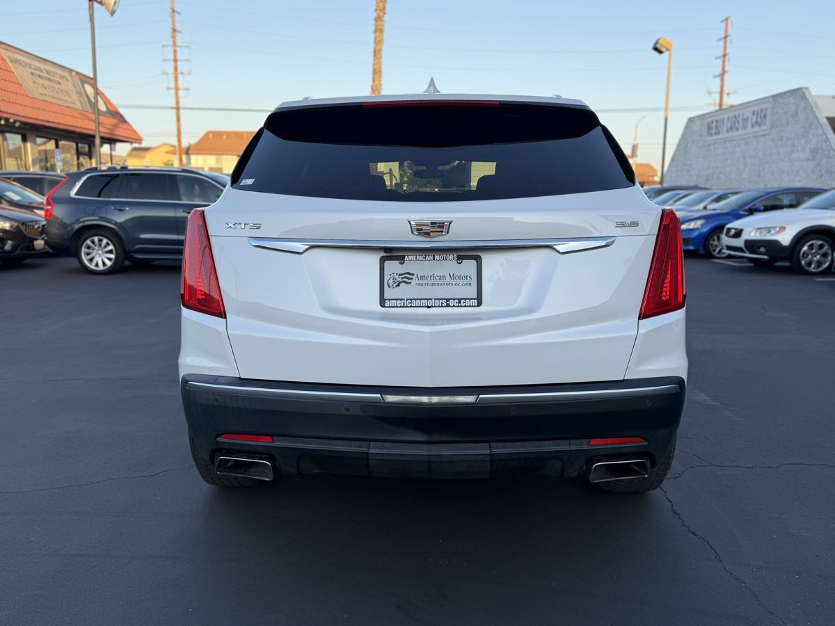 2017 Cadillac XT5 Luxury photo 3