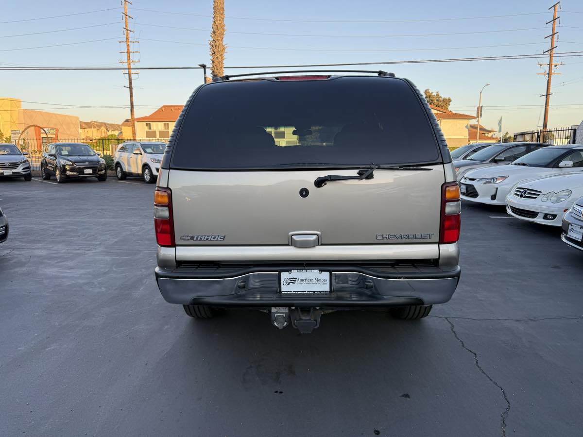 2002 Chevrolet Tahoe LT photo 3