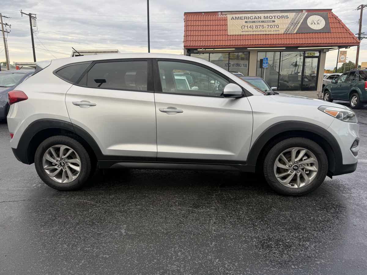 2016 Hyundai Tucson SE photo 4