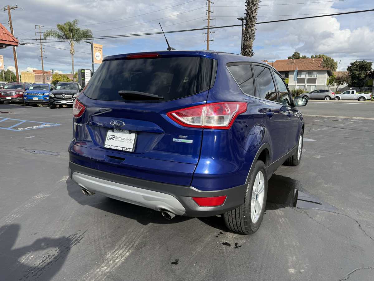 2014 Ford Escape SE photo 4