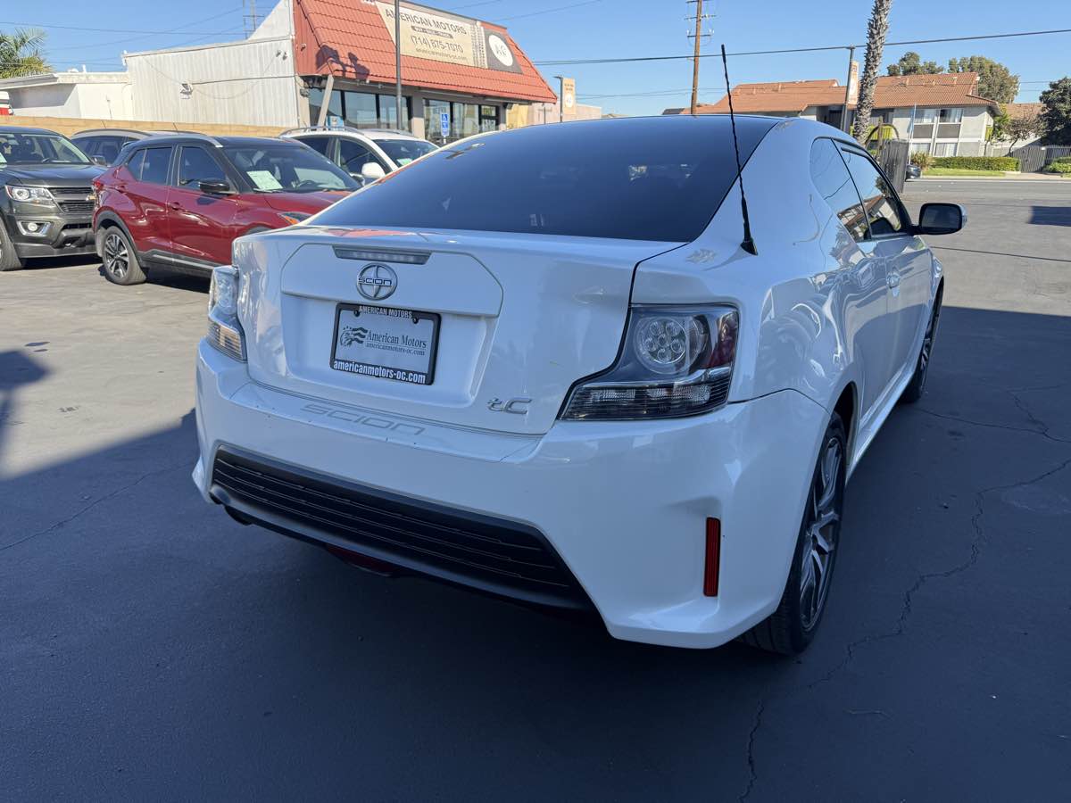 2015 Scion tC photo 3