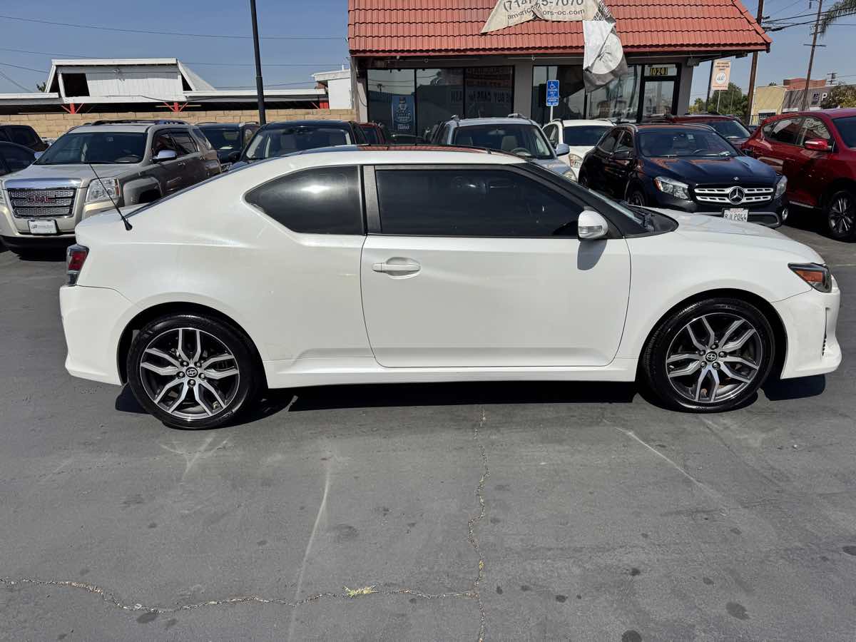 2015 Scion tC - Photo 7