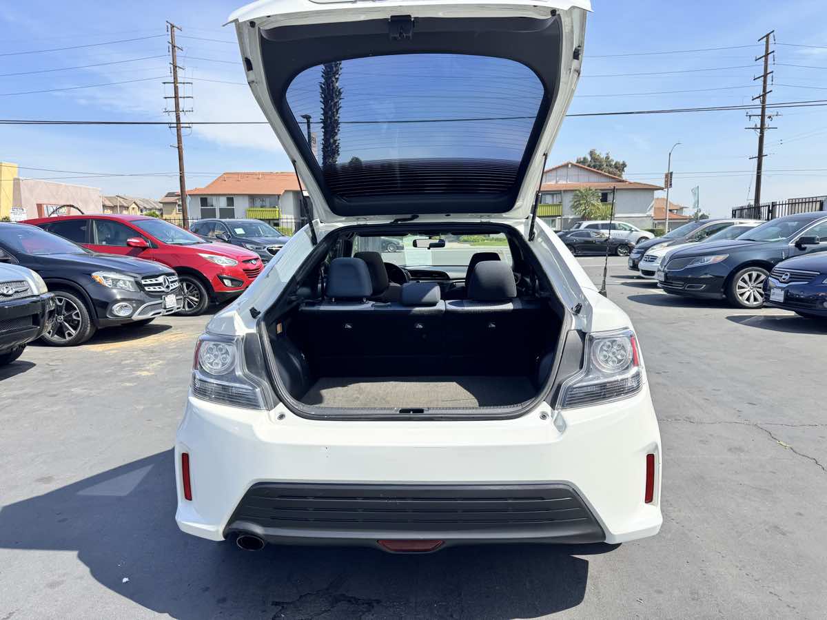 2015 Scion tC - Photo 16