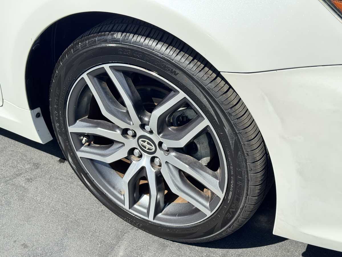 2015 Scion tC - Photo 20