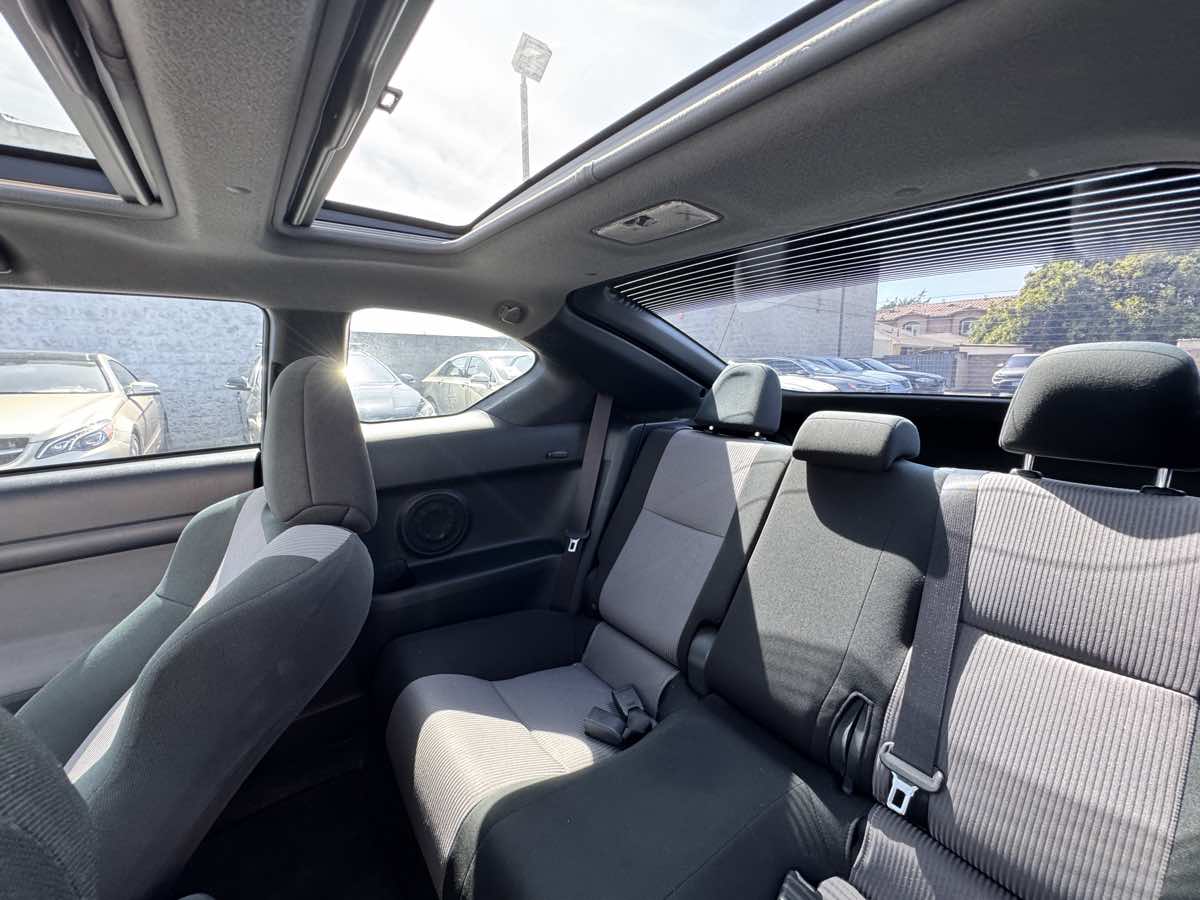 2015 Scion tC - Photo 26