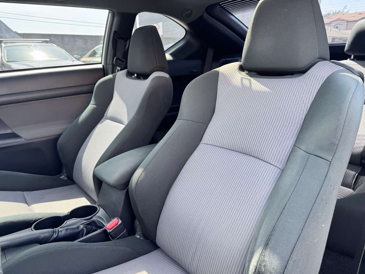 2015 Scion tC - Photo 35