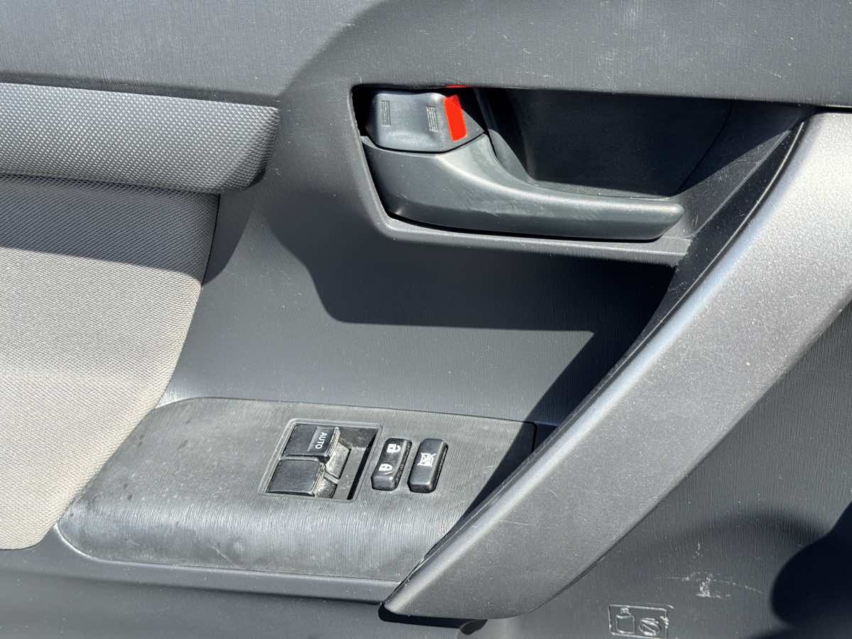 2015 Scion tC - Photo 37