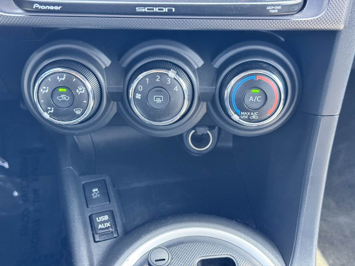 2015 Scion tC - Photo 43