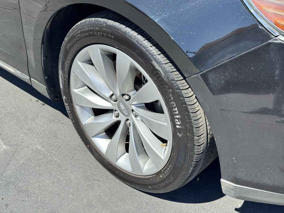 2015 Lincoln MKS Base - Photo 20