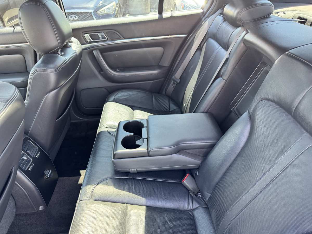 2015 Lincoln MKS Base - Photo 28